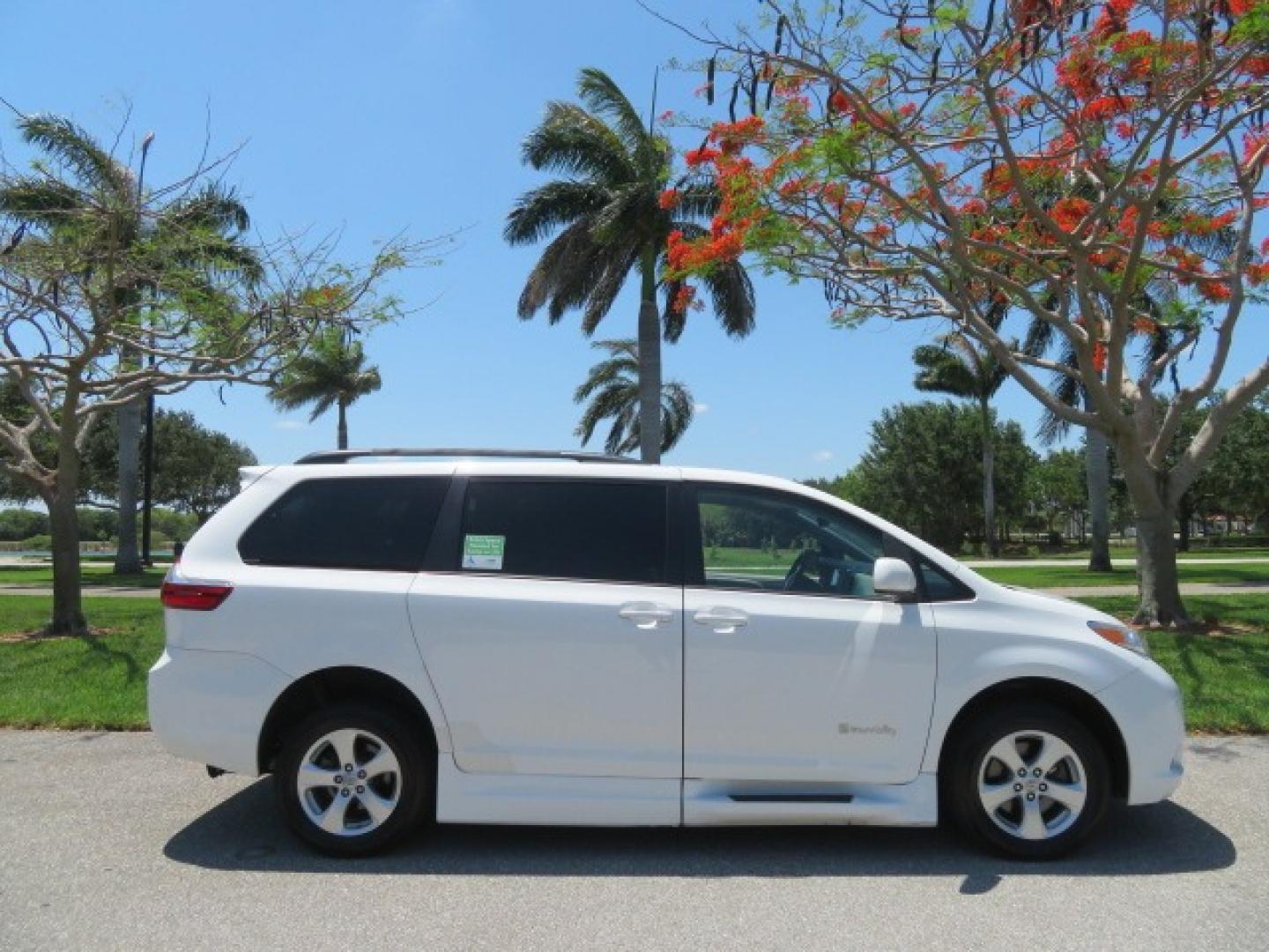 2016 White /Gray Toyota Sienna (5TDKK3DC8GS) , located at 4301 Oak Circle #19, Boca Raton, FL, 33431, (954) 561-2499, 26.388861, -80.084038 - You are looking at Gorgeous Low Mileage 2016 Toyota Sienna LE Braunability XT Handicap Van Wheelchair Van Conversion Van with 26K Original Miles, Power Side Entry Ramp with Kneeling Van Function, Passenger Side Quick Lock System (same as ez lock), Quick Release Front Seats, Floor with L Tracks, Leat - Photo#3